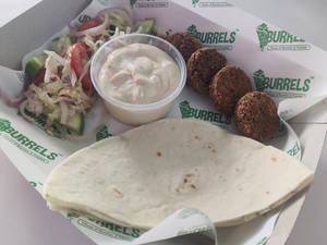 Hummus-pita-salad-falafel