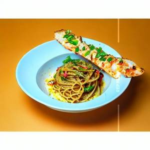 Aglio E Olio Peperoncino Prawns