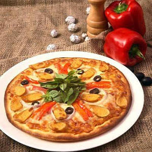 Mediterranean Pizza