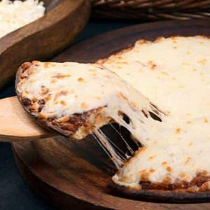 Double Cheese Pizza