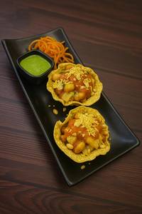 Aloo Nazakat