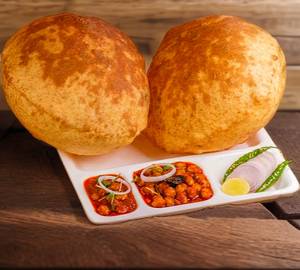 Chola Bhatura [2 Pcs]