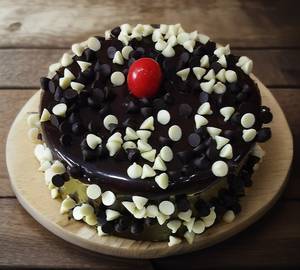 Chocochip Cake (250Gms) Eggless