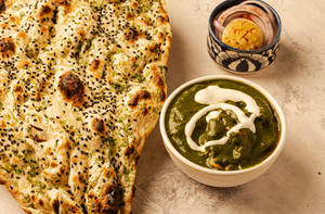 Chicken Hyderabadi Combo + 1 Butter Naan