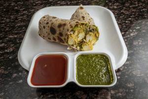 Reshmi Chicken Tikka Roll