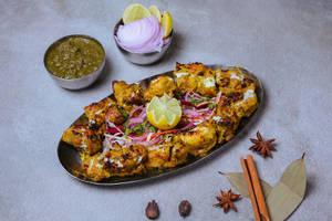 Chicken Reshmi Tikka (12 Pcs)