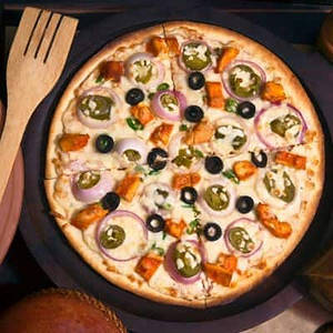 Spicy Chicken Bianco Pizza