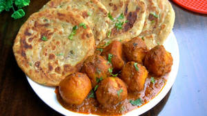 Laccha Paratha & Alu Dum Combo ( 2 Pcs )