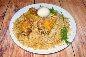Chicken biryani with egg