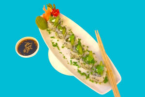 Spicy Chicken Roll (Uramaki)