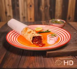 Egg Chicken Keema Roll