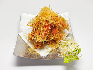 Crispy Threaded Chicken
