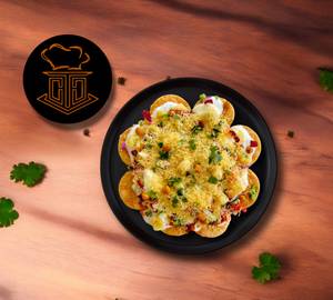 Papdi Chaat (Inc- Dry Papdies, Chatpati, Sauce, Masala & Salt, Chilli & Imli Wtr, Onion & Chilli)