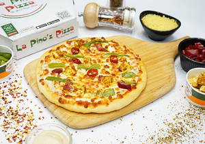 Capsicum, Paneer & Red Paprika Pizza