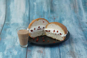 Bun Maska + Chai
