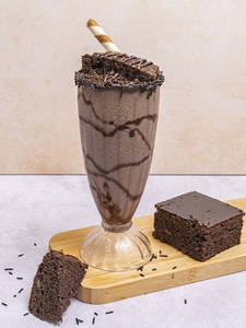 Dark Brownie Blast