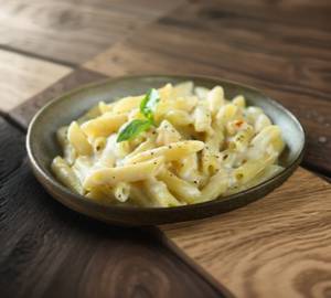 White Sauce Pasta