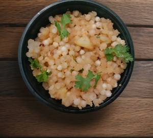 Haldi Sabudana Khichdi