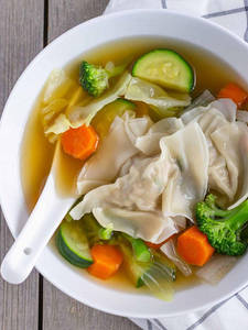 Warming Wonton Soup Veg