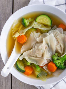 Warming Wonton Soup Chicken
