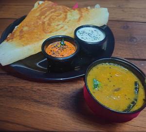 Paneer onion masala butter dosa