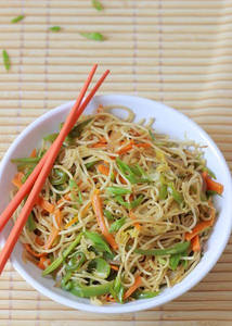 Hakka noodles