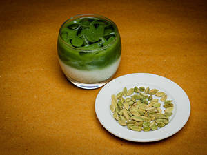 Cardamom Matcha Latte