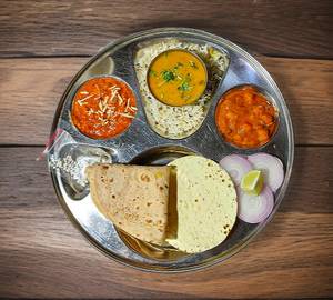 Punjabi thali