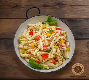 White Sauce Chicken Pasta