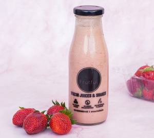 Strawberry cashew smoothie  [ 300 ml ]