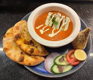 Paneer Pasanda With Chef Spl Bread