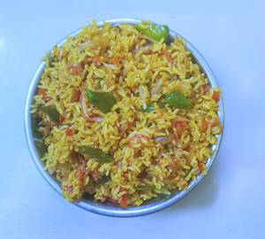 Tomato Fried Rice with Fries [Serves 1]