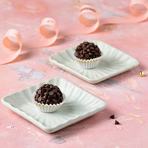 Kaju Choco Chips Laddu(Black)