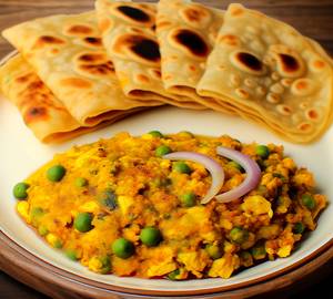Kolkata egg tadka with 4 paratha (Combo)
