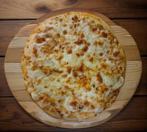 Margherita Rich Pizza