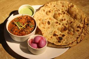 Mushroom Masala + 2tandoori Roti