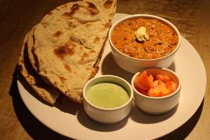 Dal Makhani + 2 Tandoori Roti