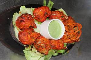 Tandoori Paneer Momo