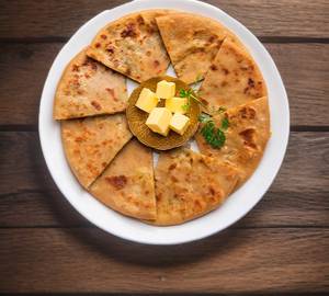 Butter paneer pyaaz paratha
