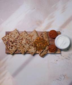 Paneer Bhurji Paratha