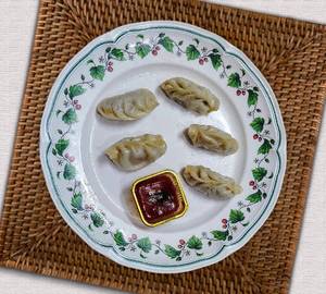 Chicken cheese momos [5 pieces]