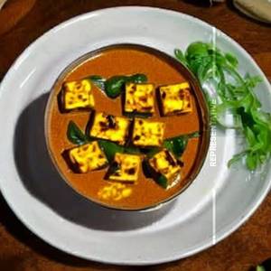 Lasuni Paneer