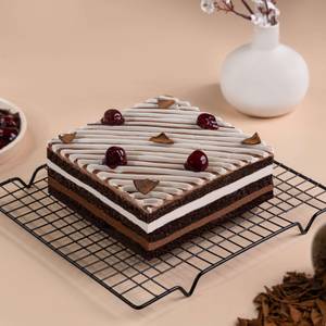 Eggless German Black Forest Cake 500 Grams