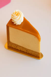 Lotus Cheese Cake Slice