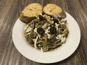 Nutty Pesto Chicken Pasta