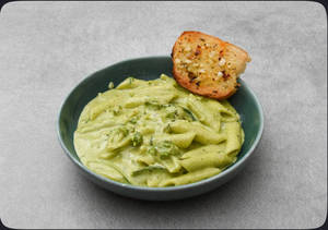 Penne Pasta In Pesto Sauce