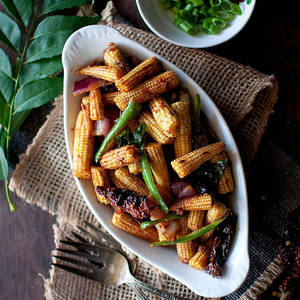 Fried Baby Corn Hot Garlic