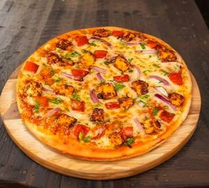 Tandoori paneer pizza