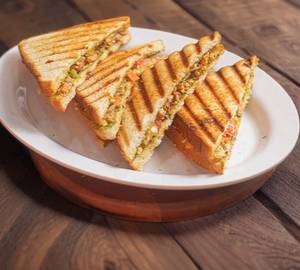 Tandoori Sandwich(Brown Bread4 Slice)