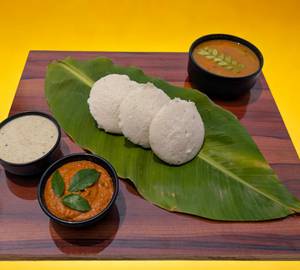 Idli (3 pieces)